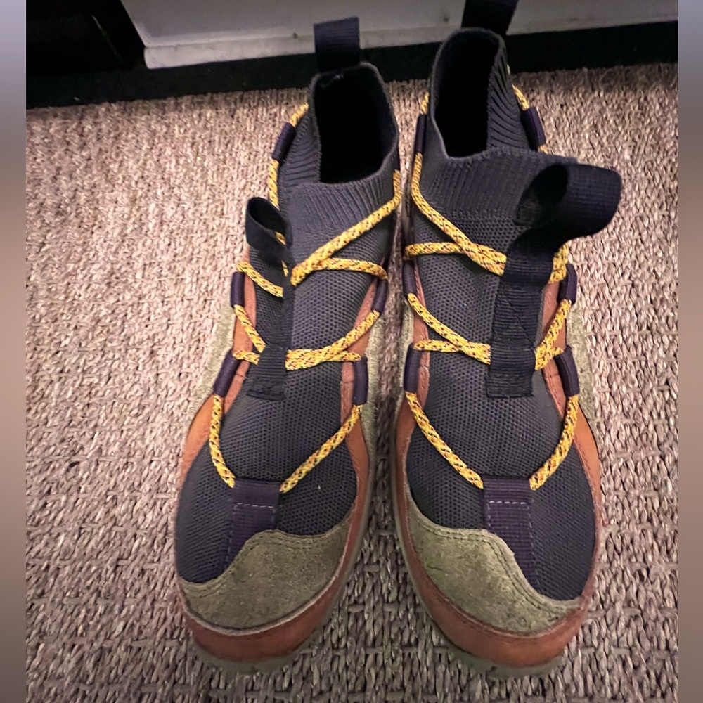 Men’s Jungle Moc Explorer by Merrill; Med width; size 8.5; lightly worn $55